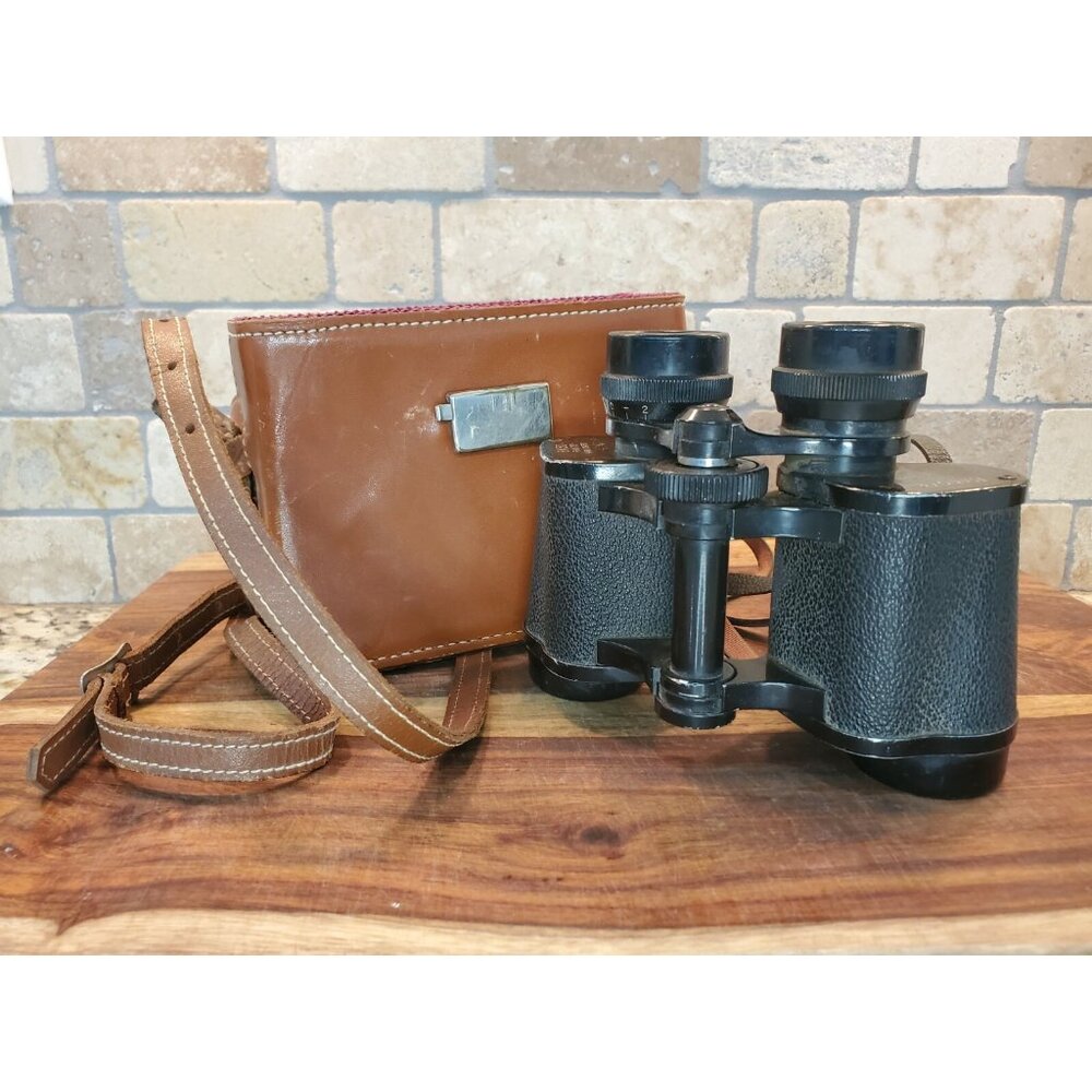 Vintage Encore Hard Coated Optics 8x30 Field 75 Degrees Made in Japan Binoculars - Picture 1 of 7